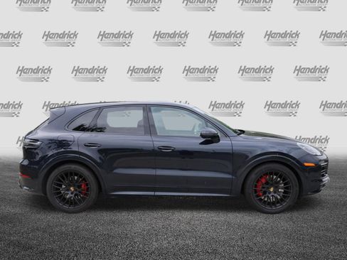 Used 2021 Porsche Cayenne GTS AWD/4WD image 10