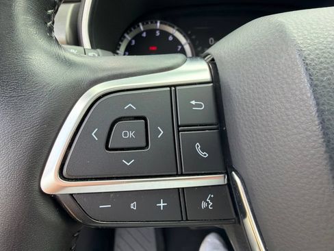 Used 2020 Toyota Highlander Limited AWD/4WD image 16