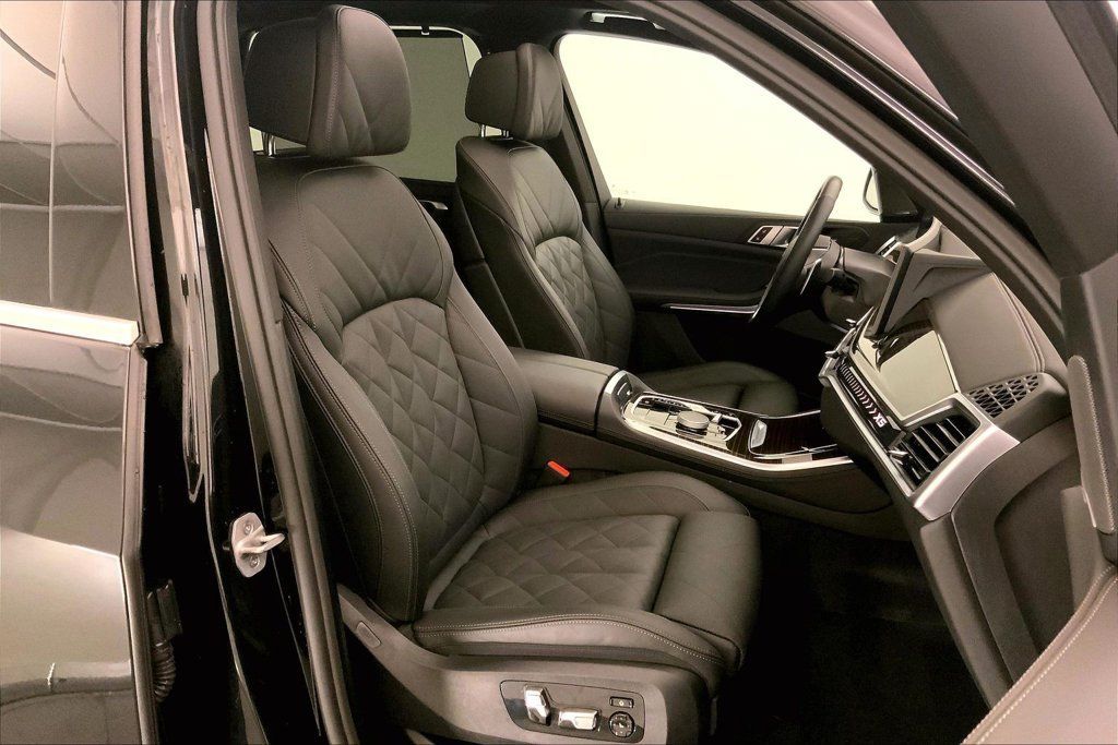 Certified 2026 BMW X5 xDrive40i AWD/4WD image 6