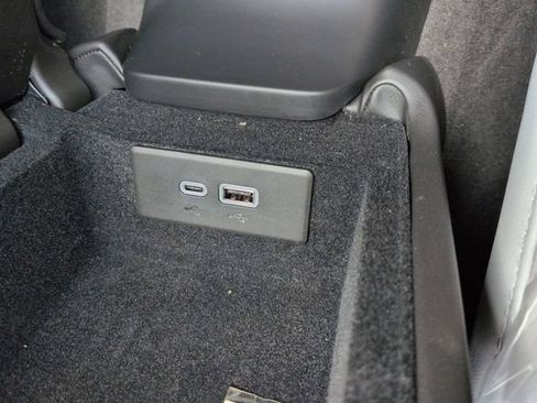 Used 2025 Chevrolet Corvette Z06 RWD image 24