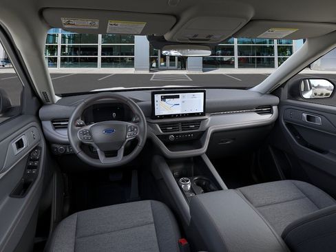 New 2026 Ford Explorer Active RWD image 9