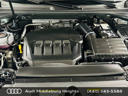 Certified 2025 Audi Q3 2.0T Premium w/ Convenience Plus Package AWD/4WD image 32