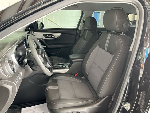 Used 2024 Chevrolet Blazer LT w/ Convenience Package FWD image 13