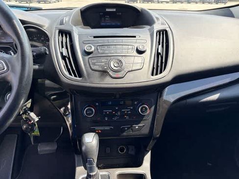 Used 2018 Ford Escape SE w/ SE Sport Appearance Package FWD image 20
