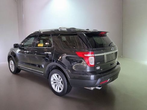 Used 2014 Ford Explorer XLT w/ Equipment Group 202A image 18