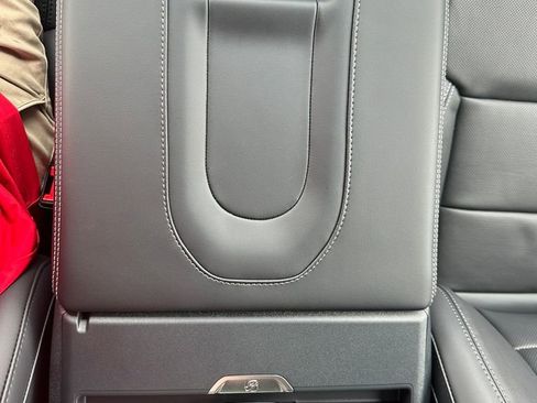 New 2025 Ford Expedition Max Platinum w/ Driver's Package image 17