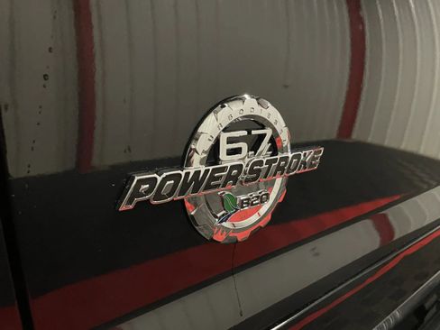 Used 2015 Ford F350 Platinum image 13