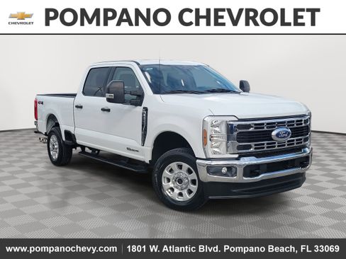 Used 2024 Ford F250 XLT image 1