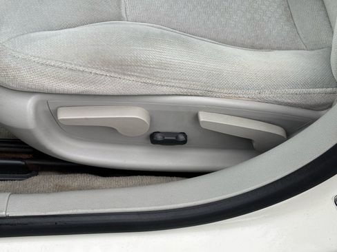 Used 2008 Chevrolet Impala LT image 19