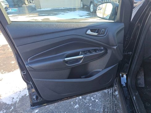 Used 2017 Ford Escape SE w/ SE Cold Weather Package image 11