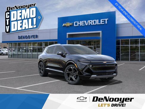 New 2025 Chevrolet Equinox EV LT image 1