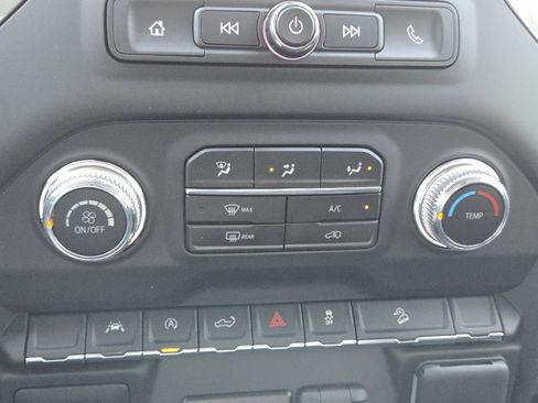 New 2026 GMC Sierra 1500 Pro w/ Graphite Edition image 32