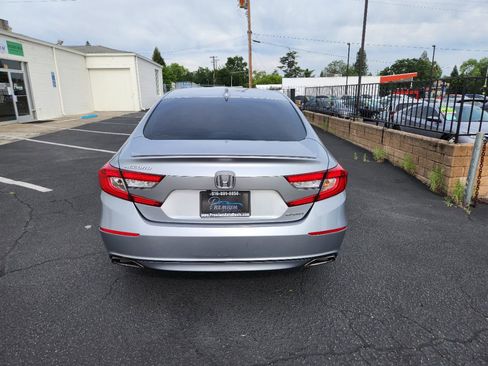 Used 2019 Honda Accord Sport image 4