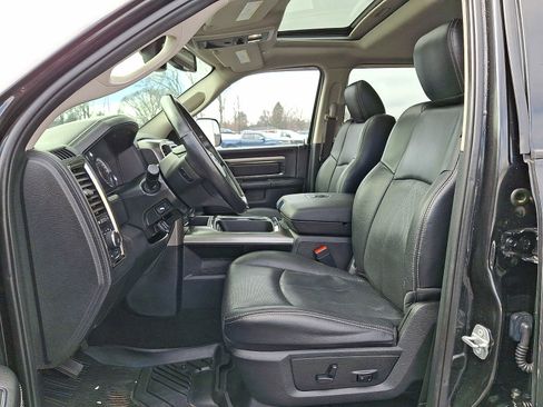 Used 2018 RAM 1500 Sport image 13