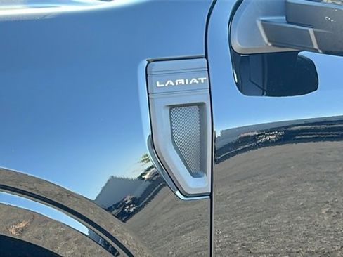 Used 2024 Ford Maverick Lariat w/ FX4 Off-Road Package image 11