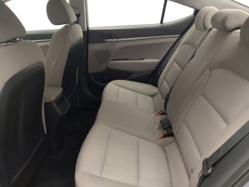 Used 2017 Hyundai Elantra SE FWD image 18