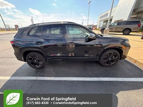 Used 2025 Volkswagen Tiguan SE R-Line image 5