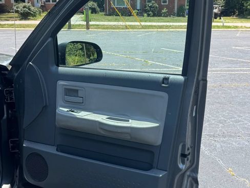 Used 2006 Dodge Dakota SLT RWD image 18