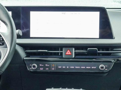 Used 2022 Kia EV6 GT-Line w/ GT-Line Suede Seat Package image 10