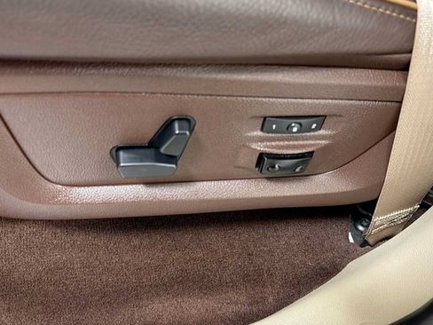 Used 2016 RAM 1500 Laramie Longhorn w/ Convenience Group AWD/4WD image 14