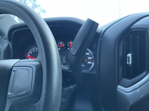 Used 2021 Chevrolet Silverado 1500 Custom image 16