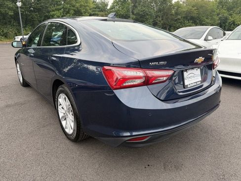 Used 2022 Chevrolet Malibu LT w/ Leather Package FWD image 6