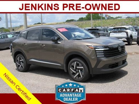 Certified 2026 Nissan Kicks SV w/ Charging Package FWD image 2