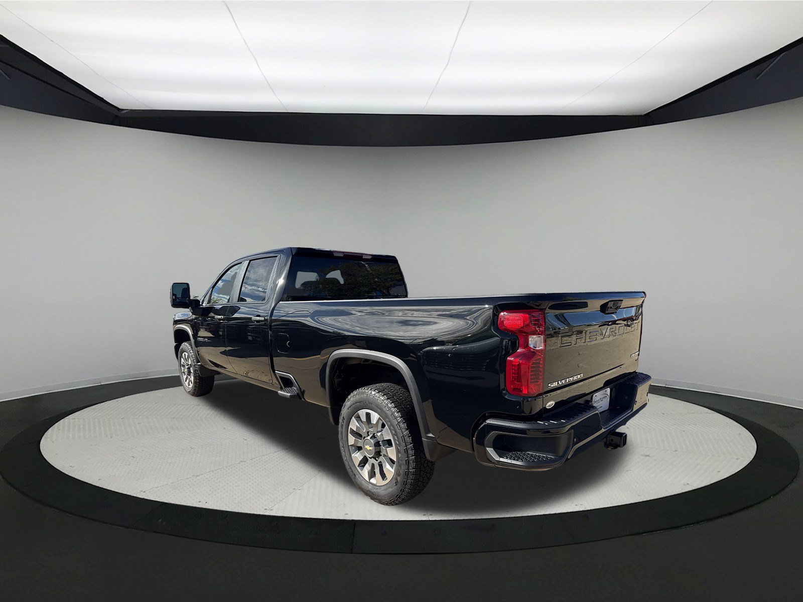 New 2026 Chevrolet Silverado 2500 Custom w/ Custom Value Package AWD/4WD image 4