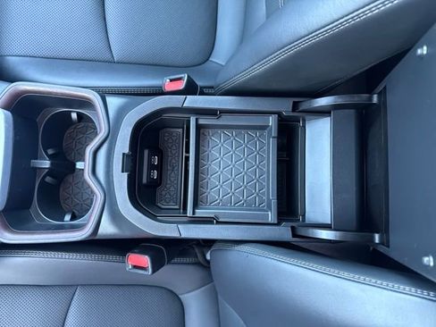 Used 2023 Toyota RAV4 Limited image 26