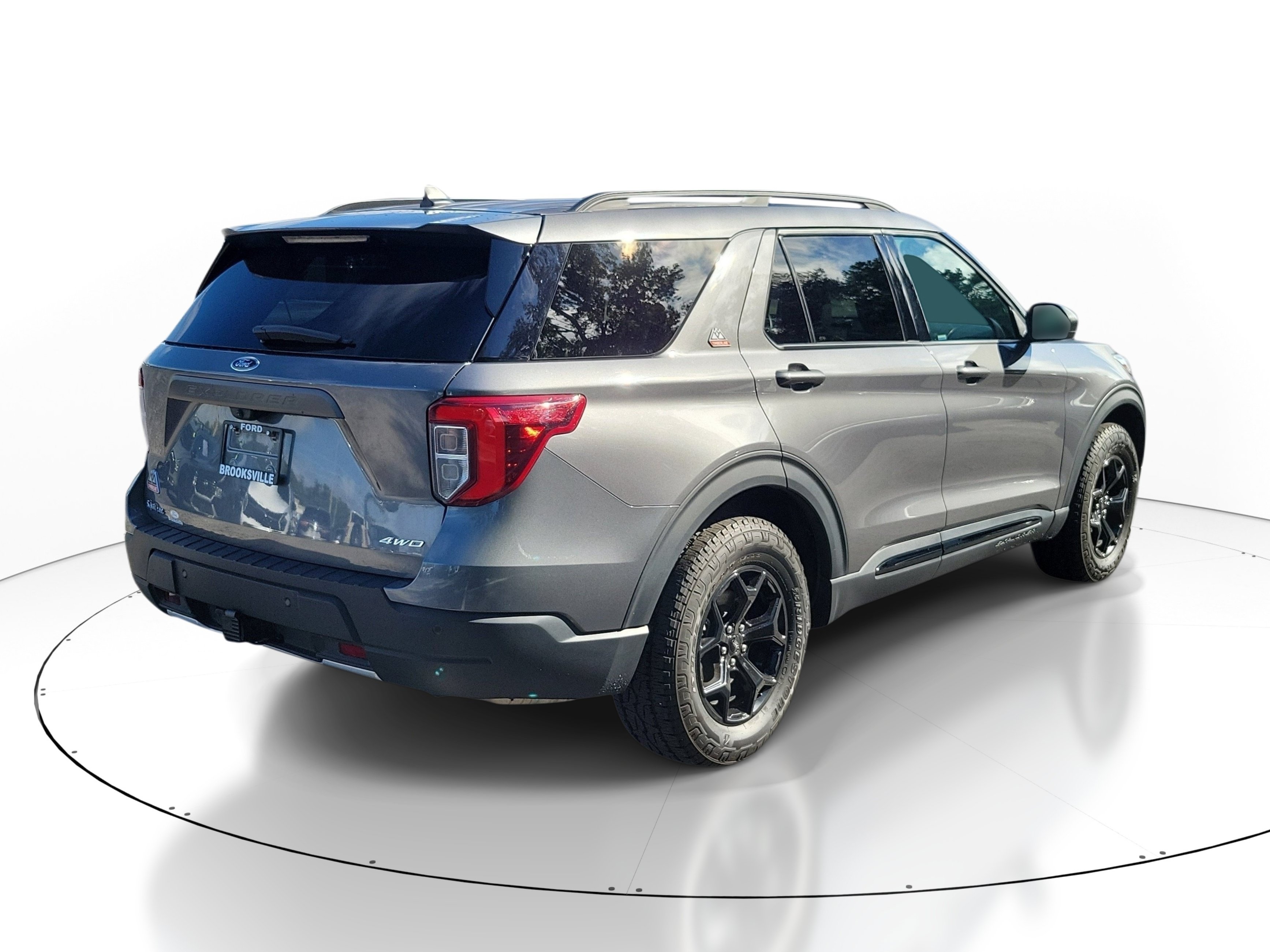 Used 2023 Ford Explorer Timberline AWD/4WD image 2