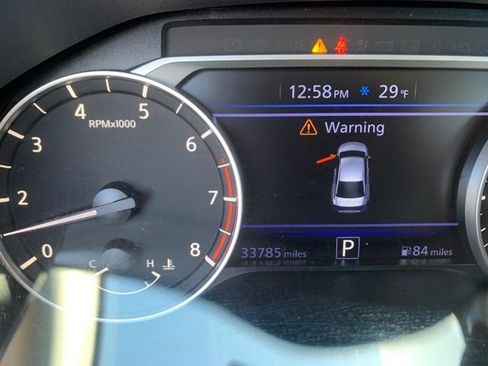 Used 2025 Nissan Altima 2.5 SV image 17