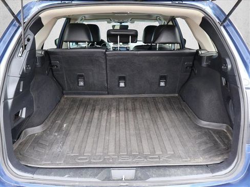 Used 2019 Subaru Outback 2.5i Limited AWD/4WD image 6