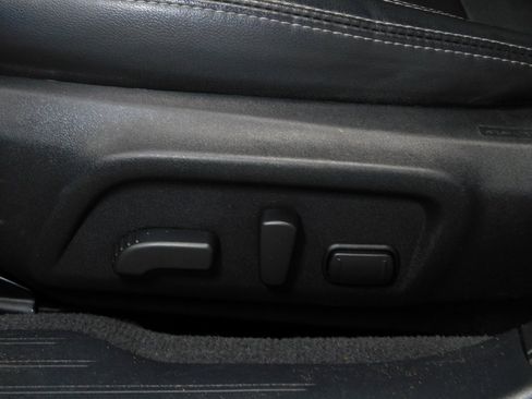 Used 2018 Subaru Outback 2.5i Limited image 37