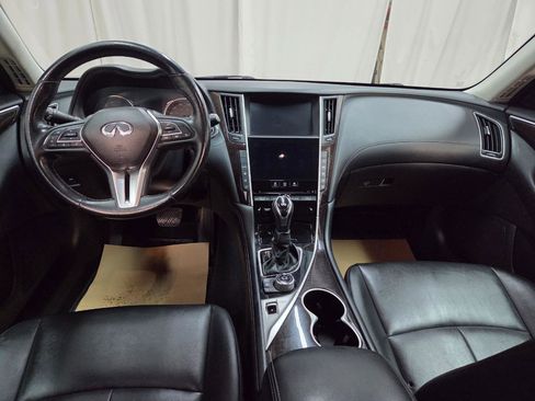 Used 2019 INFINITI Q50 Luxe w/ Essential Package (3.0T Luxe) image 21