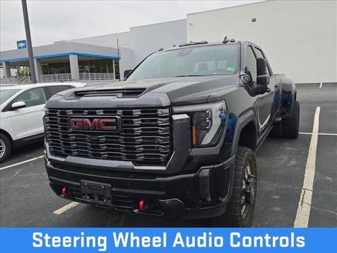 Used 2024 GMC Sierra 3500 Denali Ultimate AWD/4WD image 12