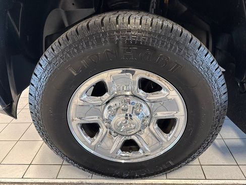 Used 2016 RAM 3500 Tradesman w/ Chrome Appearance Group image 12