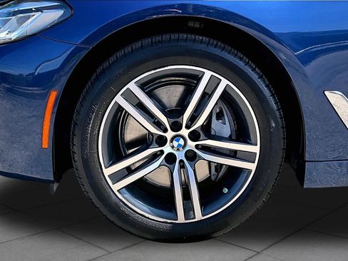Used 2021 BMW 540i w/ Executive Package RWD image 11