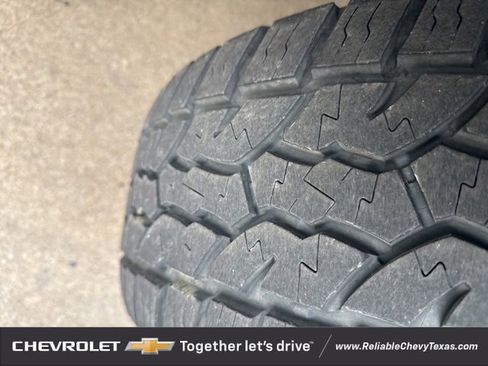 Used 2023 Chevrolet Colorado Trail Boss w/ Technology Package image 37