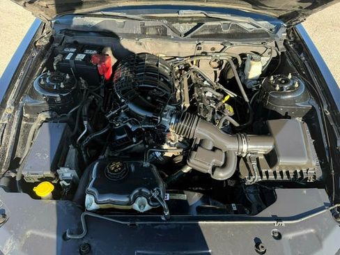 Used 2012 Ford Mustang 2dr Coupe V6 image 15