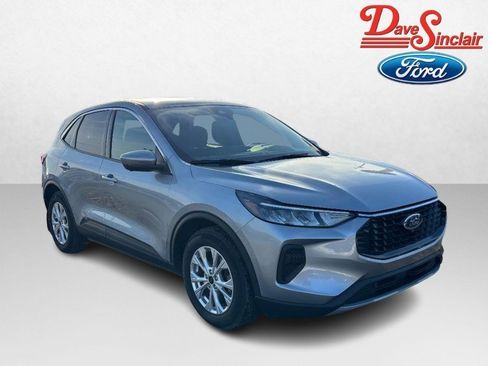 Used 2023 Ford Escape Active w/ Tech Pack #2 image 4