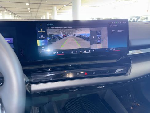 Certified 2024 BMW i5 eDrive40i w/ M Sport Package image 27