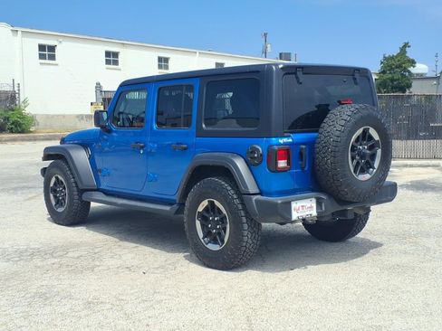 Used 2022 Jeep Wrangler Unlimited Sport AWD/4WD image 4