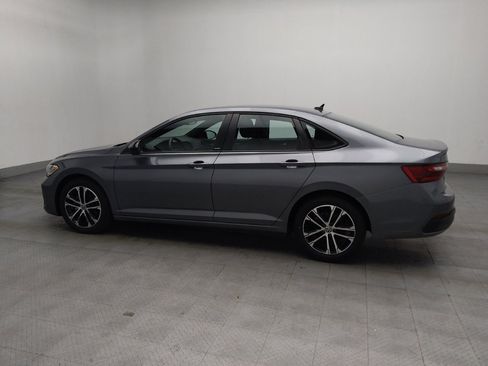 Used 2024 Volkswagen Jetta Sport image 3