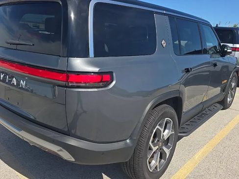 Used 2023 Rivian R1S Adventure AWD/4WD image 2