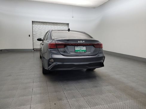 Used 2023 Kia Forte LXS image 6