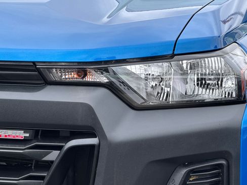 Used 2023 Chevrolet Colorado Trail Boss w/ Technology Package image 48