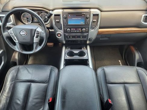 Used 2016 Nissan Titan SL RWD image 25