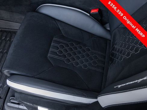 Used 2024 Lamborghini Urus Performante image 35