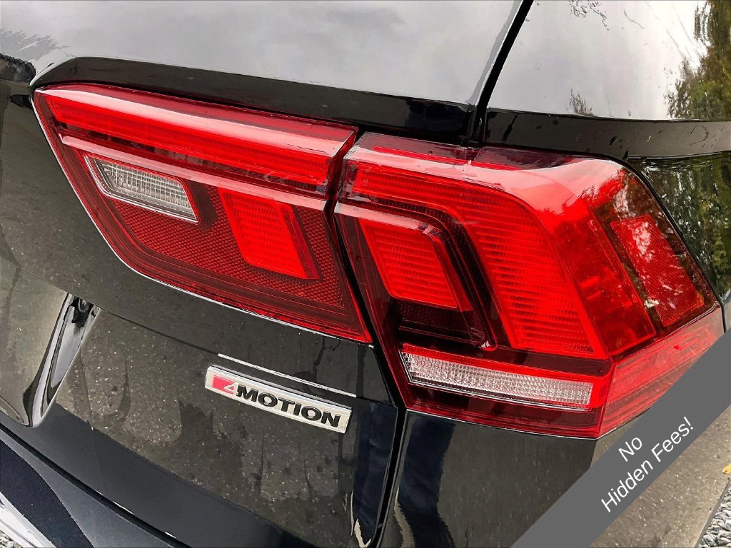Used 2020 Volkswagen Tiguan SE AWD/4WD image 21