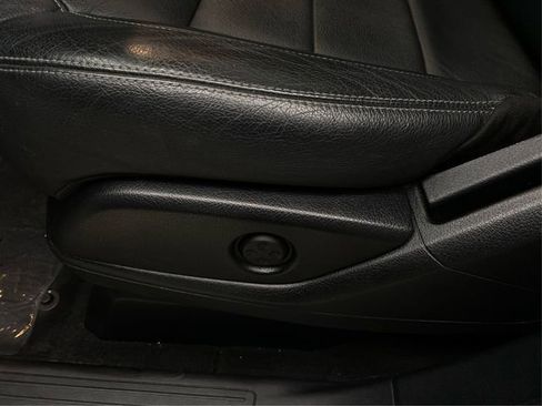 Used 2016 Mercedes-Benz GLE 400 4MATIC image 24